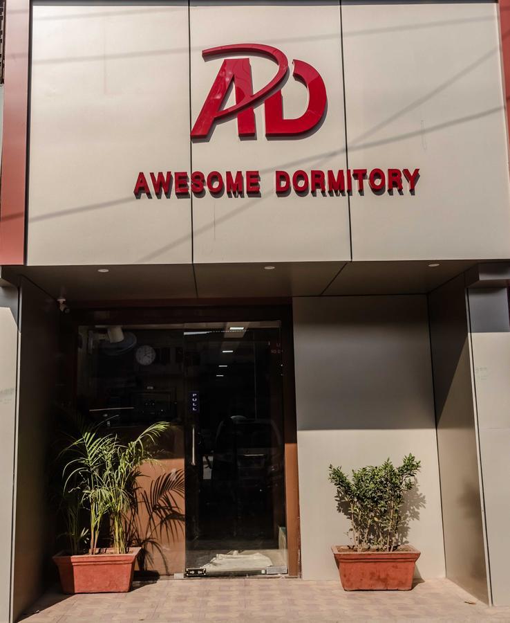 Awesome Dormitory - Men Only Mumbai Dış mekan fotoğraf